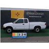 Image 2 : 2001 CHEVROLET S-10 PICKUP ~ 121,069 MILES VIN: 1GCDT19WX18217015,WHITE, PICKUP, 4WD, V6, 4.3L, 1/4 