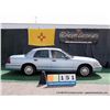 Image 5 : 2000 FORD CROWN VICTORIA ~ 135,967 MILES VIN: 2FAFP71W7YX197947, BLUE, SEDAN, RWD, V8, 4.6L, 3/4 FUE