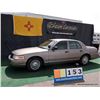 Image 1 : 2001 FORD CROWN VICTORIA ~ 106,536 MILES VIN: 2FAFP71W21X147303, BROWN, SEDAN, RWD, V8, 4.6L, 1/4 FU