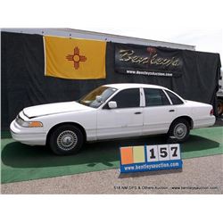 1997 FORD CROWN VICTORIA ~ 122,430 MILES VIN: 2FALP71WXVX176444, WHITE, SEDAN, RWD, V8, 4.6L, 1/4 FU