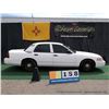 Image 5 : 2003 FORD CROWN VICTORIA ~ 071,188 MILES VIN: 2FAFP71W33X187151, WHITE, SEDAN, RWD, V8, 4.6L, 1/2 FU