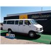 Image 4 : 1994 DODGE RAM WAGON B350 MAXI VAN ~ 182,090 MILES VIN: 2B5WB35Z0RK146528, WHITE, FULL-SIZE VAN, RWD