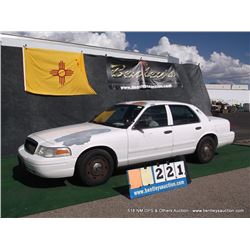 2003 FORD CROWN VICTORIA ~ 102,765 MILES VIN: 2FAFP71W73X187153, WHITE, SEDAN, RWD, V8, 4.6L, A/C CO