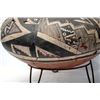 Image 5 : Native American Tonto Geometric Olla