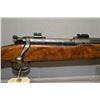Image 2 : Winchester Pre 64 Model 70 .22 Hornet cal Bolt Action Rifle w/ 24" bbl [ blue finish, barrel sights,