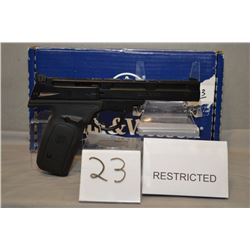 Smith & Wesson Model 22 - A - 1 .22 LR cal 10 shot Semi Automatic Pistol w/ 140 mm bbl [ appears as 