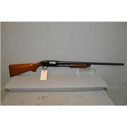 Winchester Model 25 .12 Ga 2 3/4" Pump Shotgun w/ 28" bbl [ blued finish, walnut pistol grip stock, 