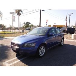 06 Volvo S40 4dr Sedan - T - `DRIVE