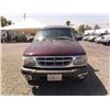 Image 2 : 00 Ford Explorer 4 Dr  SUV - T - `DRIVE