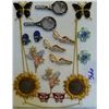 Image 1 : 17 BROOCHES