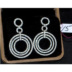 LADIES 18K 3.00CTW DIAMOND DANGLE STYLE EARRINGS
