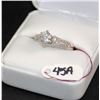 Image 3 : LADIES 18K WHITE GOLD 1.04CT DIAMOND RING
