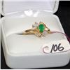 Image 1 : LADIES 14K EMERALD & DIAMOND FASHION RING
