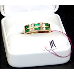 LADIES 14K DIAMOND & EMERALD FASHION BAND