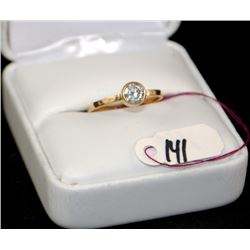 LADIES 14K YELLOW GOLD DIAMOND SOLITAIRE RING