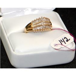 LADIES 14K MARQUISE & BAGUETTE DIAMOND RING