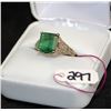 Image 2 : LADIES ANTIQUE 14K WHITE GOLD EMERALD RING
