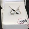 Image 2 : 18K WHITE GOLD DIAMOND PENDANT & CHAIN