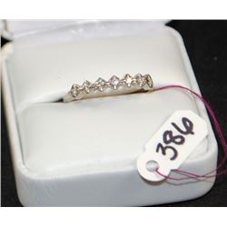 14K WHITE GOLD DIAMOND RING