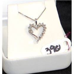10K WHITE GOLD DIAMOND HEART PENDANT & CHAIN