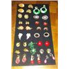 Image 1 : 19 PAIRS OF CLIP ON COSTUME JEWELRY EARRINGS