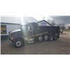 Image 9 : 2004 Mack Granite CV713 Quad Axle Dump Truck