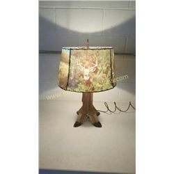 Deer Hoof Lamp (Darker Hooves)