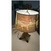 Image 3 : Deer Hoof Lamp (Darker Hooves)