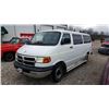 Image 1 : 1998 Dodge 3/4 Passenger Van