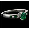 Image 2 : 14KT White Gold 0.55ctw Emerald and Diamond Ring