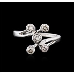 14KT White Gold 0.57ctw Diamond Ring