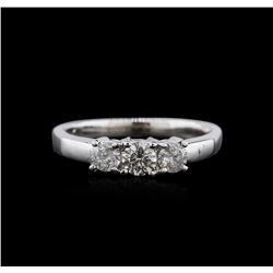 14KT White Gold 0.58ctw Diamond Ring