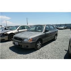 01 Hyundai Accent 4dr Sedan - T - `DRIVE