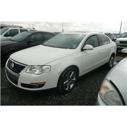 09 Volkswagen Passat Sedan 4dr FWD - T - `DRIVE