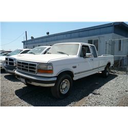 96 Ford F-250 2 Dr  Extended Cab LB HD - T - NR