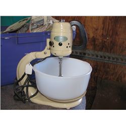 1930's Power Master Mix Master with Milk Glass Bowl