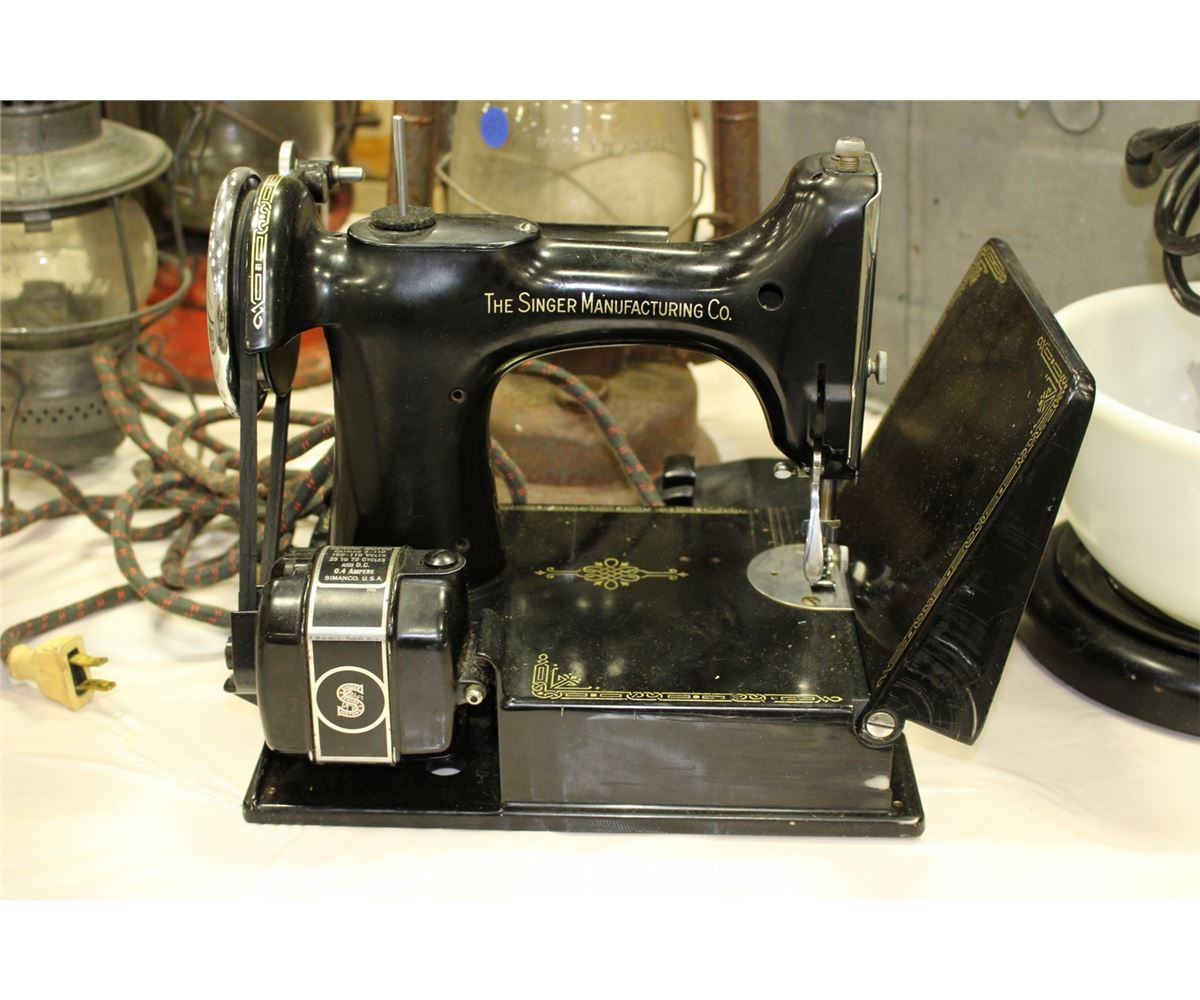1935 Singer Feather Weight Sewing Machine (electric)