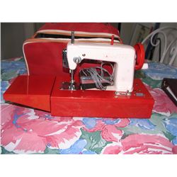 Sewette Battery Operated Child's Sewing Machine
