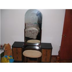 Simmons Dressing Table with Metal Top