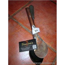 LOT: KITCHEN UTENSILS