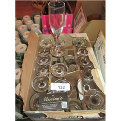 BOX: FLUTE GLASSES, DECANTERS 22X MONEY