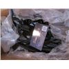 Image 1 : BOX: PLASTIC KNIVES