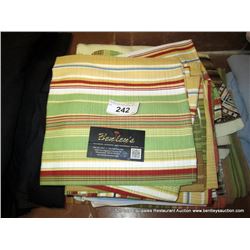 LOT: LINENS