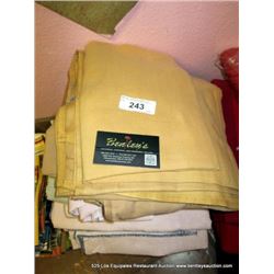 LOT: LINENS