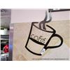 Image 1 : CAFÉ CUP WALL HANGING