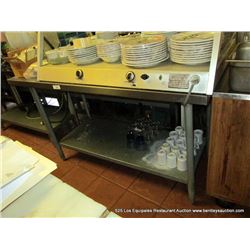 STAINLESS FOOD PREP TABLE