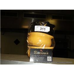 LOT: SOUP BOWLS 3X MONEY