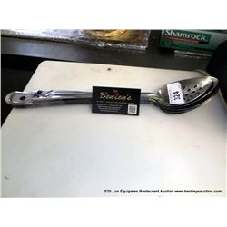 LOT: SERVING SPOONS 6X MONEY