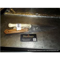 LOT: KNIVES