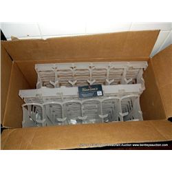 BOX: PLASTIC BOTTLE HOLDERS